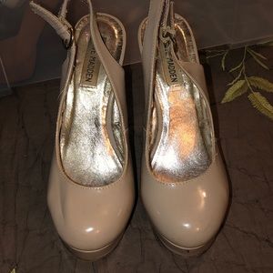 Steve Madden wedges
